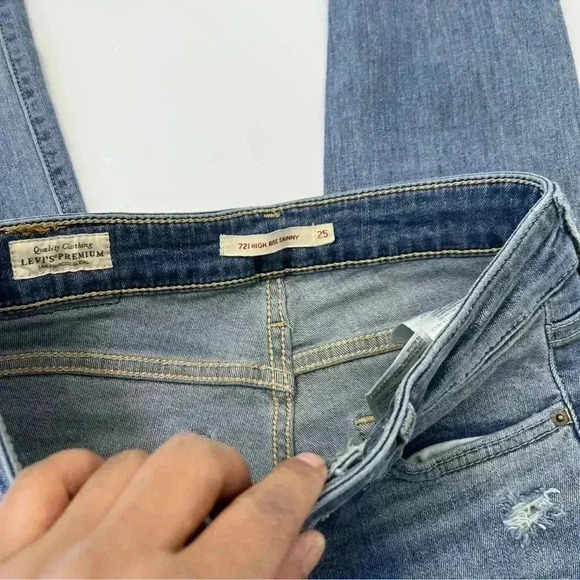 Levis 721 High Rise Skinny Jeans Denim Blue Dark Wash Womens Size W25/L30 - Picture 6 of 10